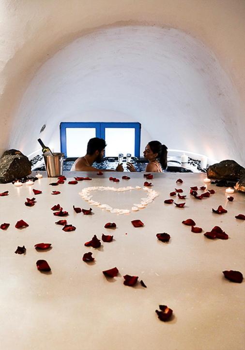 Rafael' S Mediteranian Cave Suites Firostefani Exterior foto